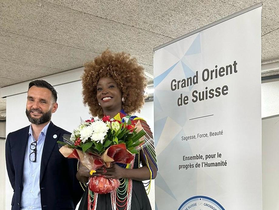 Remise du 1er Prix de l’engagement humaniste du GOS